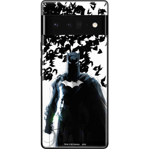 DC Comics Batman Holding batarang Art Google Pixel 6 Pro Skin